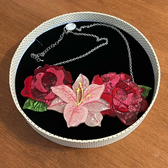 Erstwilder Tickled Pink Necklace - LARGE - Picture 8 of 11